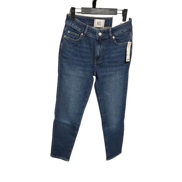 BDG Mid-Rise Skinny Jean - Picture 2 of 5